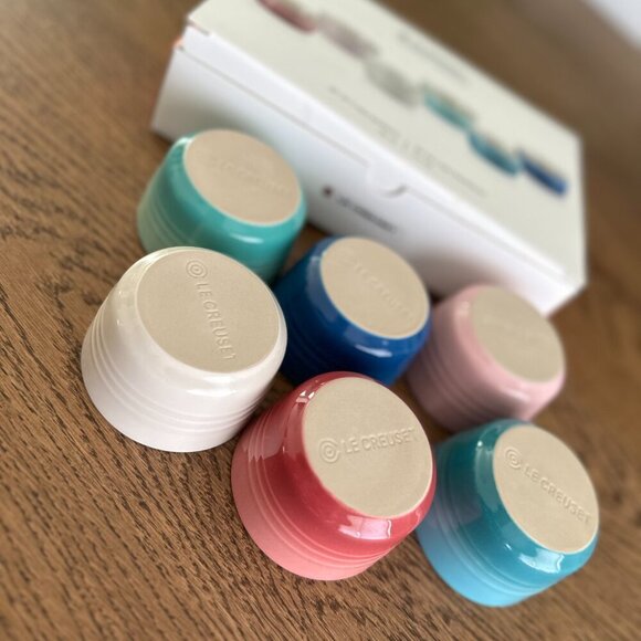 NWT! NEW! Le Creuset 6 PC MINI ROUND RAMEKINS Ombre Stoneware Pink Blue Green - Picture 6 of 7